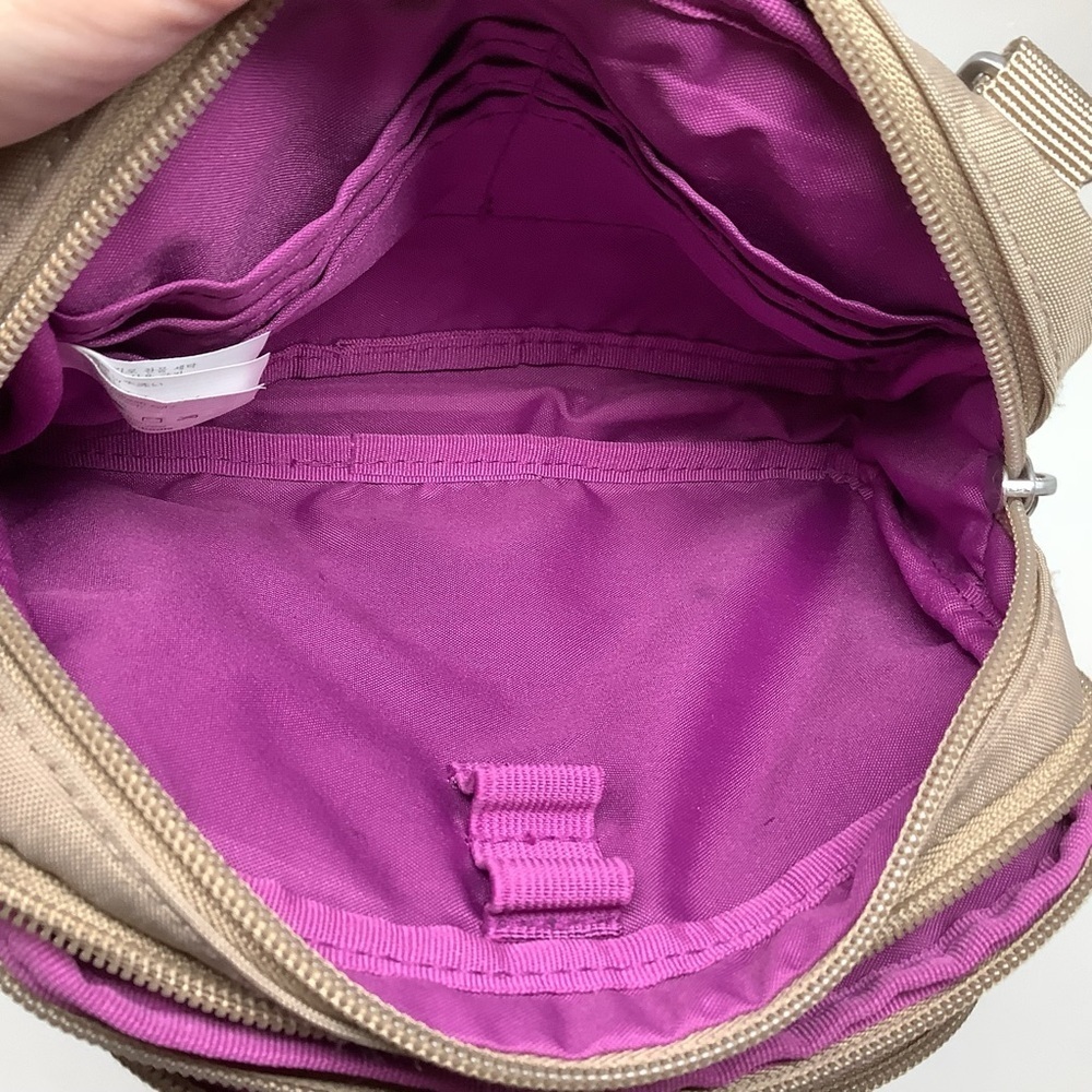 Baggallini Triple Zip Bagg - Picture 9 of 13